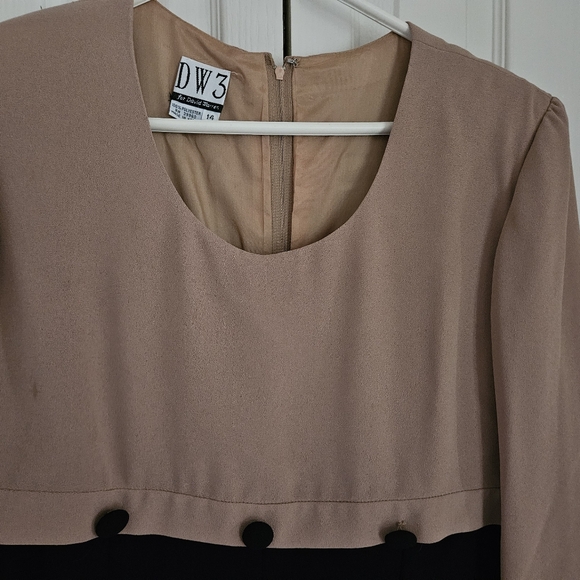 Vtg Black/Tan Pantsuit - Picture 3 of 5